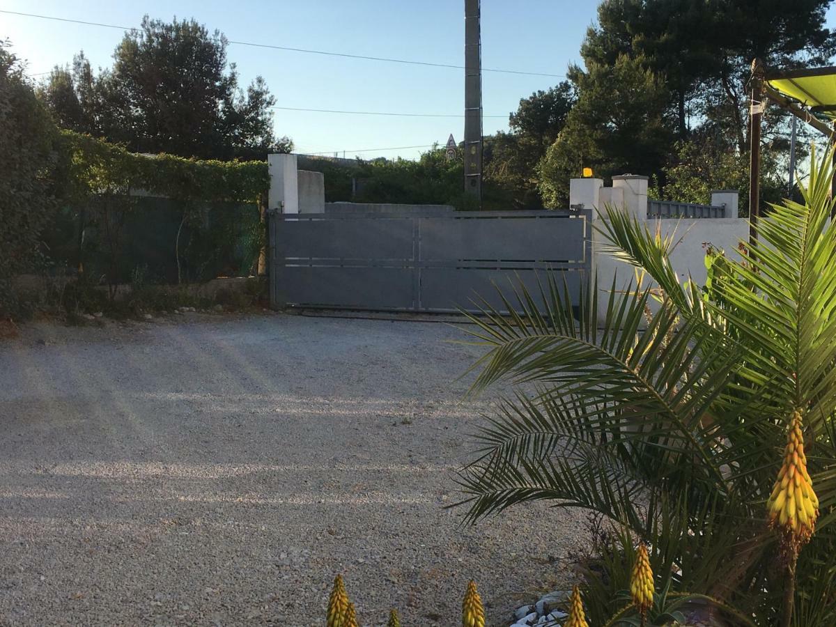 Appart. 4 Pers A 6 Kms De Cassis Avec Acces Piscine Рокфор-ла-Бедуль Екстер'єр фото